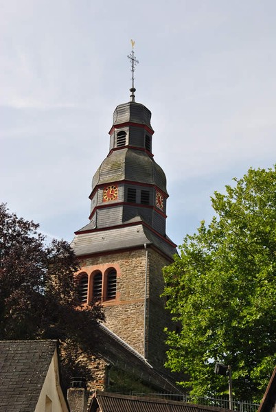 Bild: Kirche mit Bonifatiusglocke
